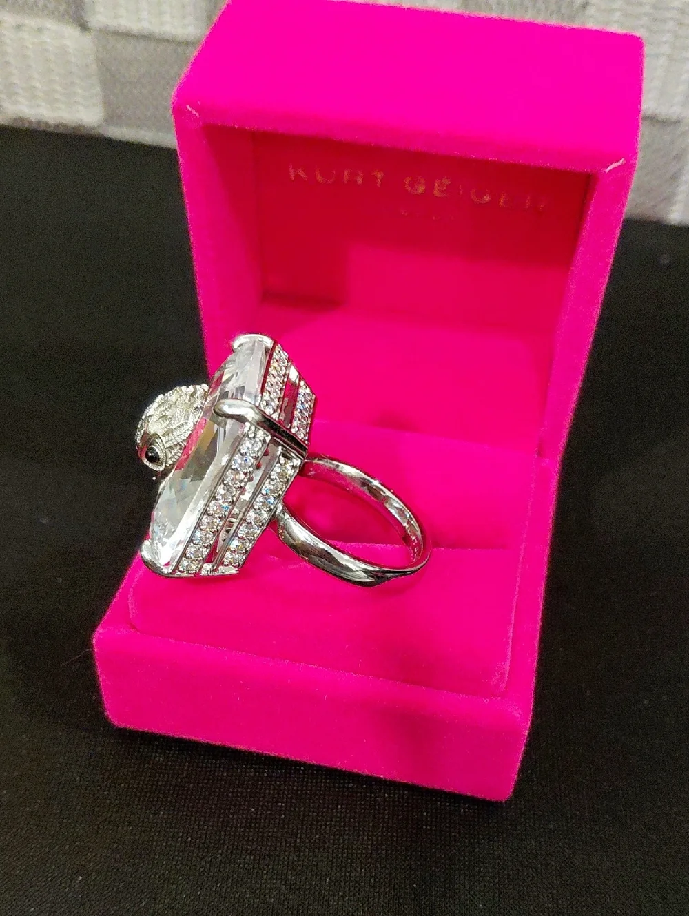 KURT GEIGER LONDON EAGLE CRYSTAL RING SIZE 9 - Picture 6 of 10